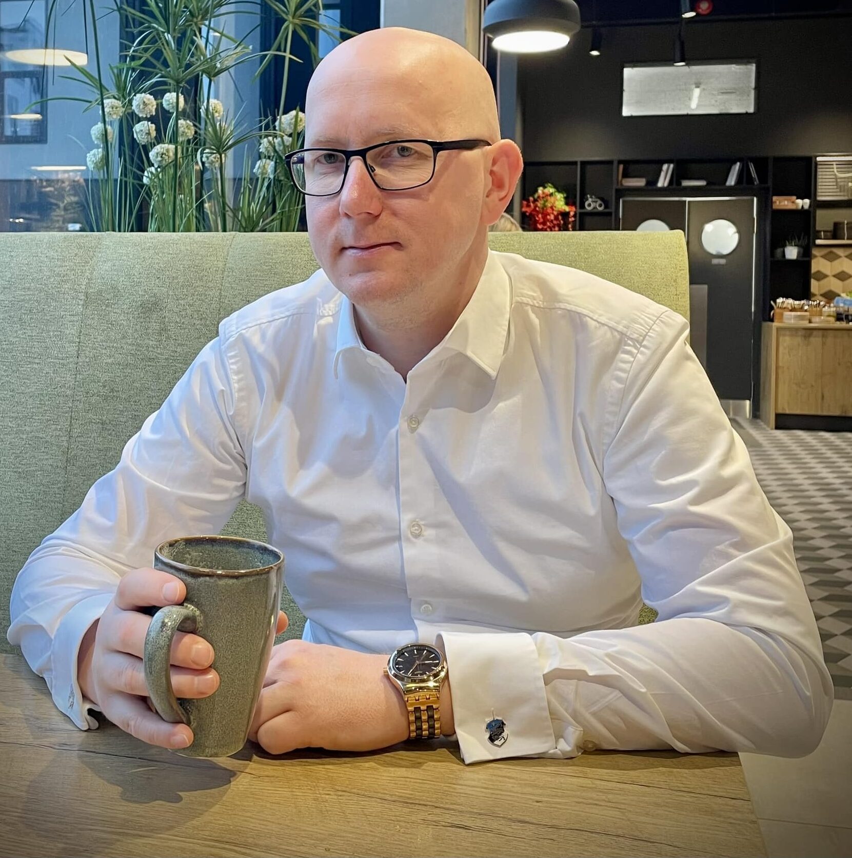 Täna läksid mõtted Markus Järvi ja Objektiivi postituse peale, kus Markus palus annetajatel annetada, kuna erinevad geopoliitilised vaated EKRE-ga on konservati